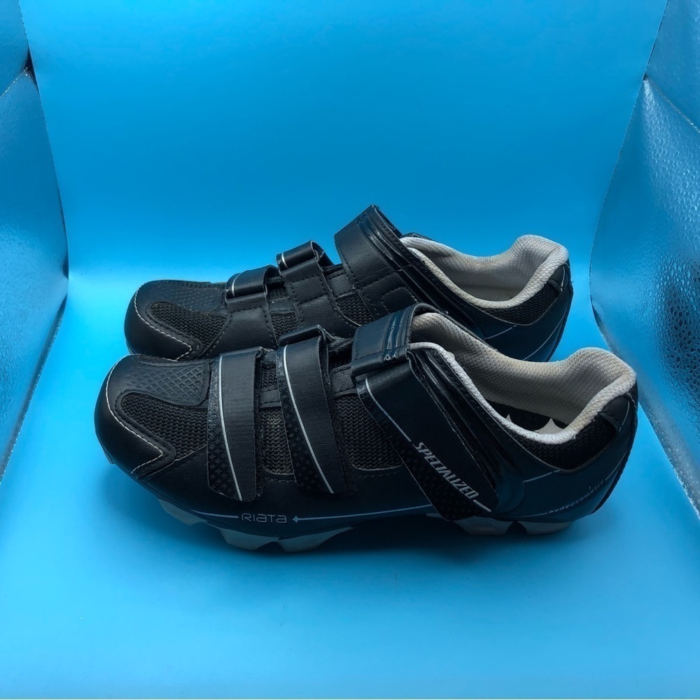 Specialized Riata womens cycling shoes size EU 38